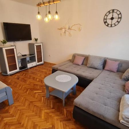 Ri-Jo Apartman Mohács Exterior foto